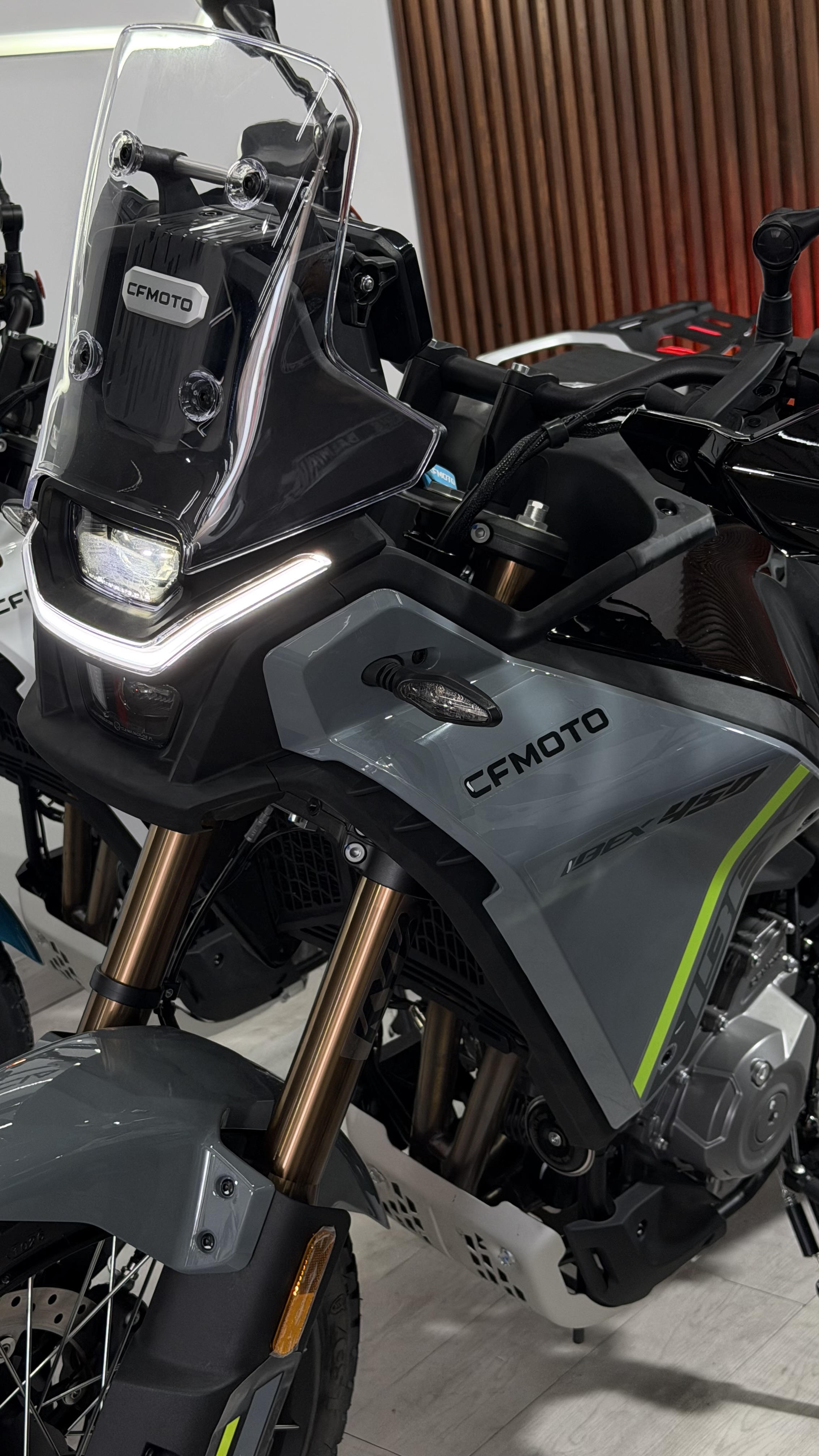 Moto CF450